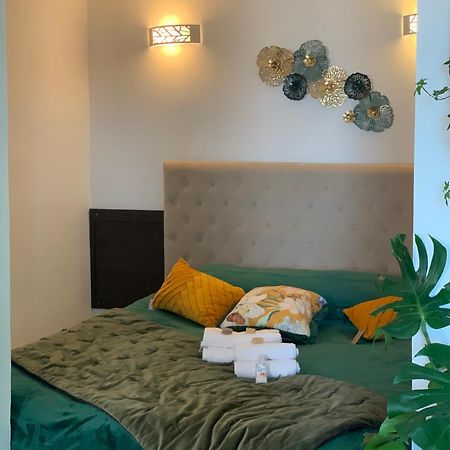 Grand studio, vue mer centre ville carte parking Sanary-sur-Mer Esterno foto